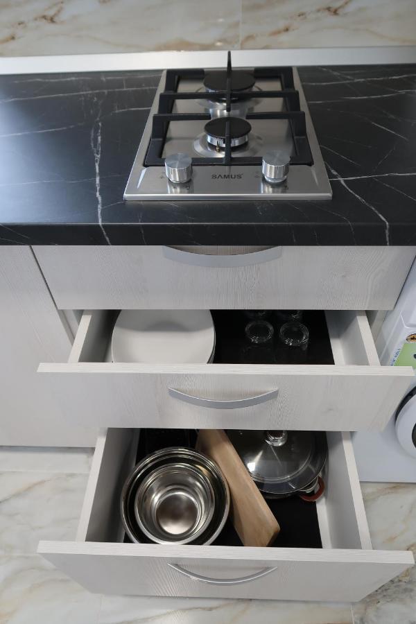 Home Space Two Navodari Luaran gambar